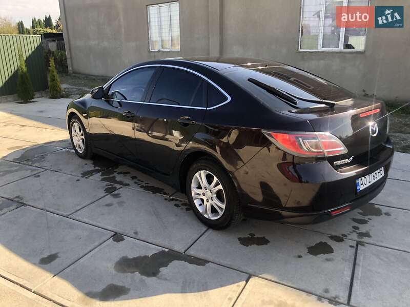 Седан Mazda 6 2009 в Хусте