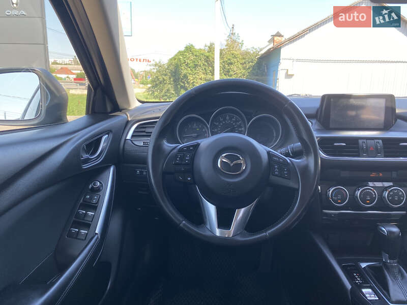 Седан Mazda 6 2015 в Полтаве