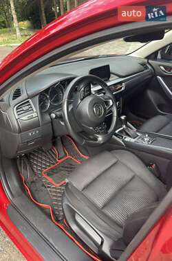 Седан Mazda 6 2015 в 