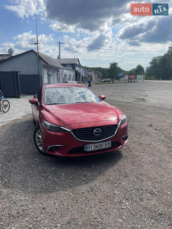 Седан Mazda 6 2015 в Хороле