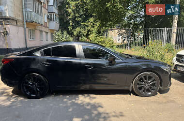 Седан Mazda 6 2015 в 