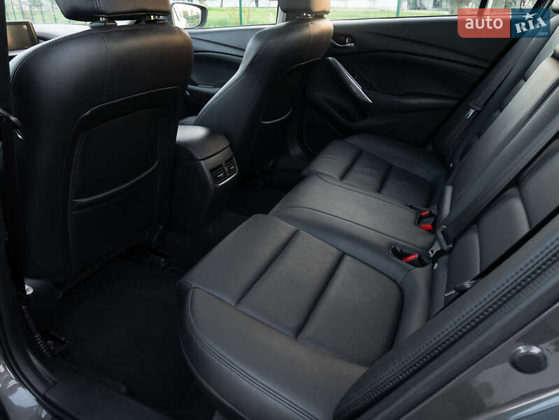 Седан Mazda 6 2017 в Киеве