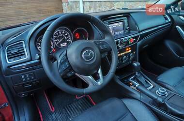 Седан Mazda 6 2013 в 