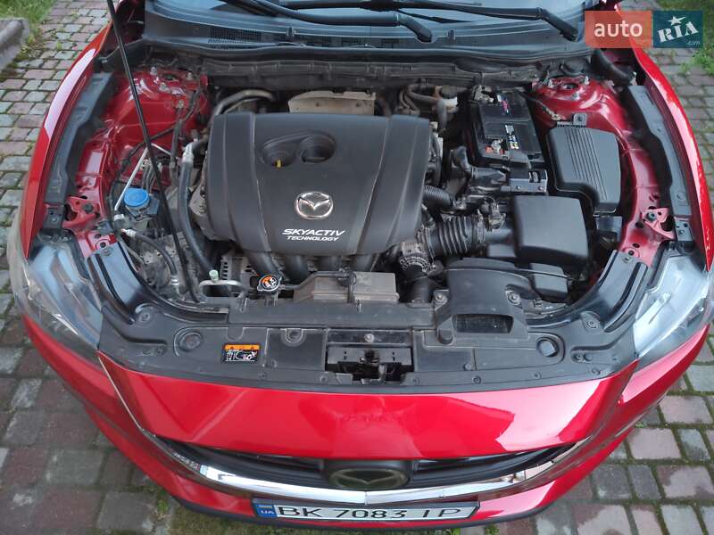 Седан Mazda 6 2013 в Ровно