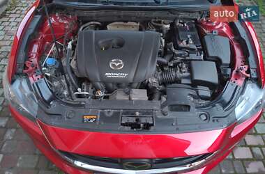 Седан Mazda 6 2013 в 