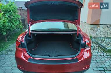 Седан Mazda 6 2013 в Ровно