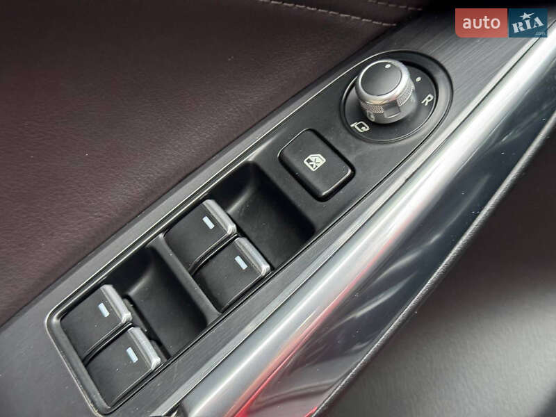 Седан Mazda 6 2015 в Сумах