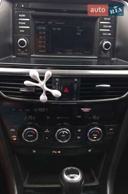 Седан Mazda 6 2013 в 