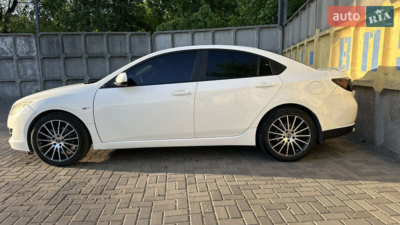 Седан Mazda 6 2008 в Днепре