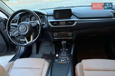 Седан Mazda 6 2016 в 