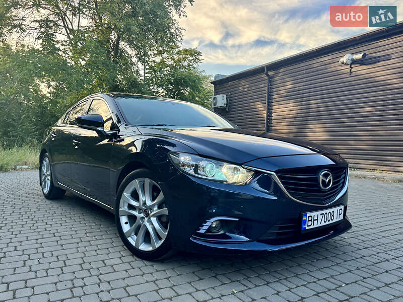 Седан Mazda 6 2014 в 