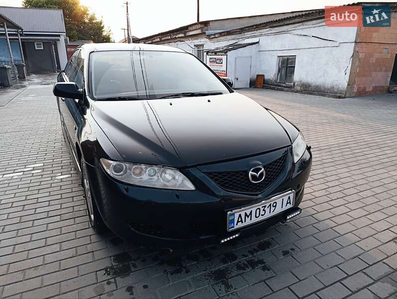 Седан Mazda 6 2003 в Малине