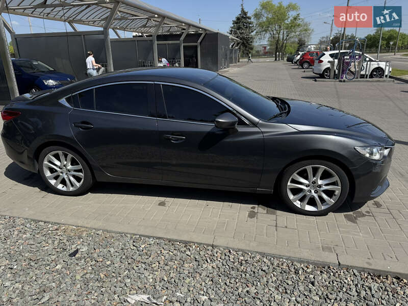Седан Mazda 6 2013 в Днепре