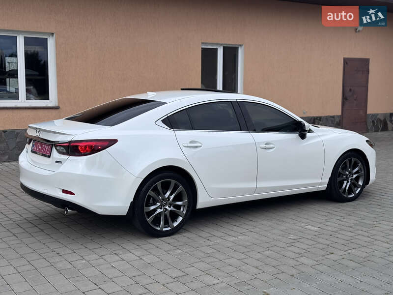 Седан Mazda 6 2016 в Киеве