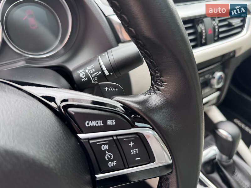 Седан Mazda 6 2016 в Киеве