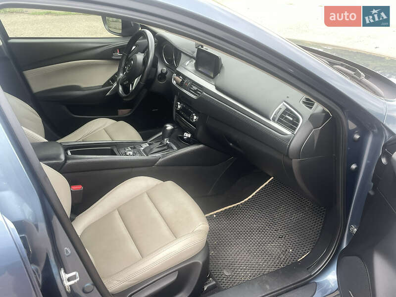 Седан Mazda 6 2015 в Борисполе