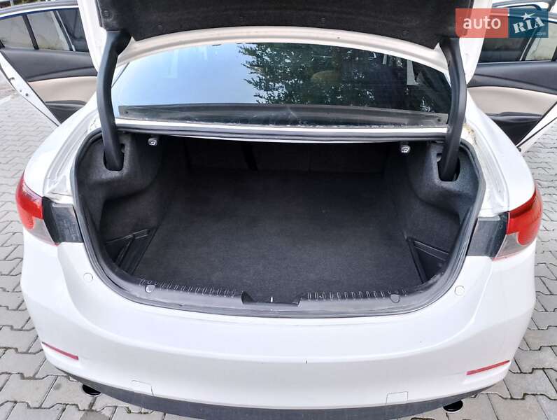 Седан Mazda 6 2016 в Бориславі