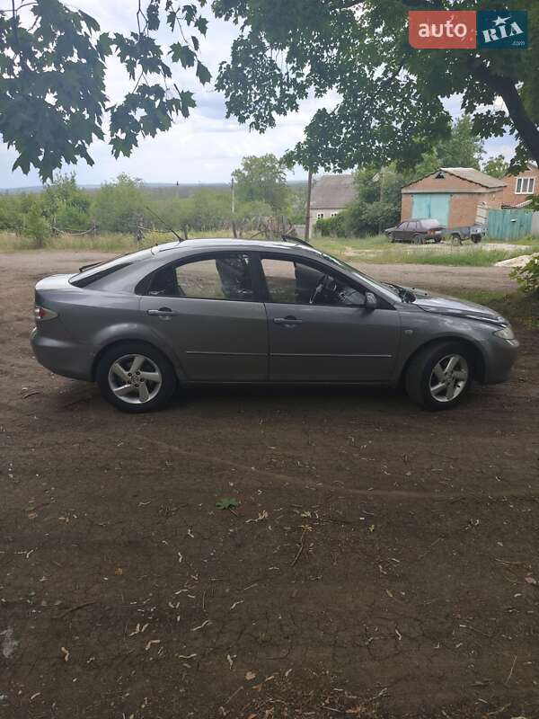 Седан Mazda 6 2004 в Чугуеве
