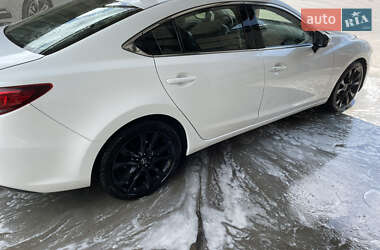 Седан Mazda 6 2015 в 