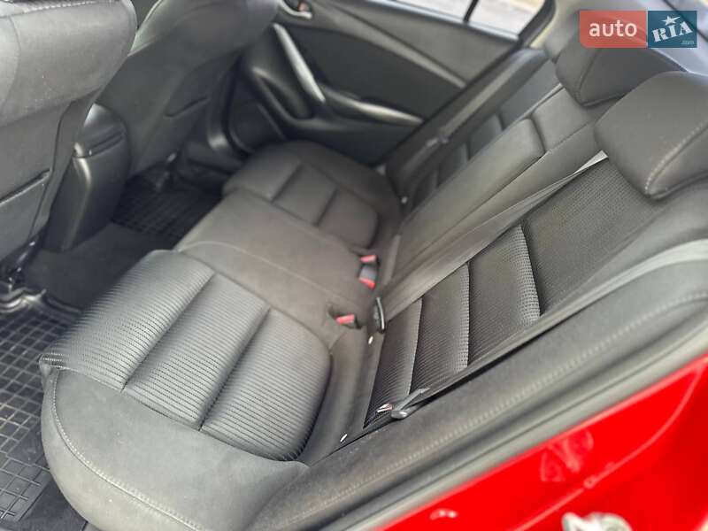 Седан Mazda 6 2013 в Черкасах