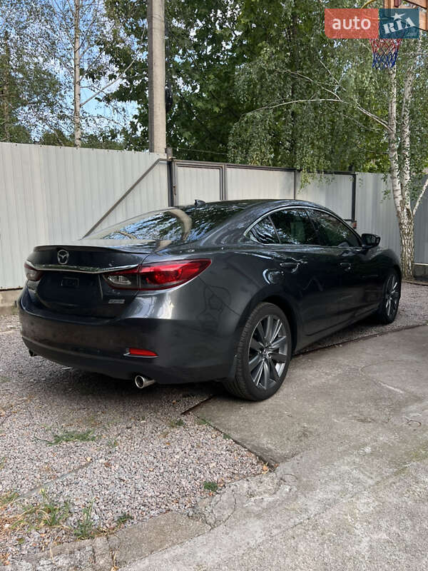 Седан Mazda 6 2015 в Нікополі