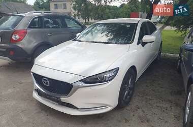 Седан Mazda 6 2019 в Остроге