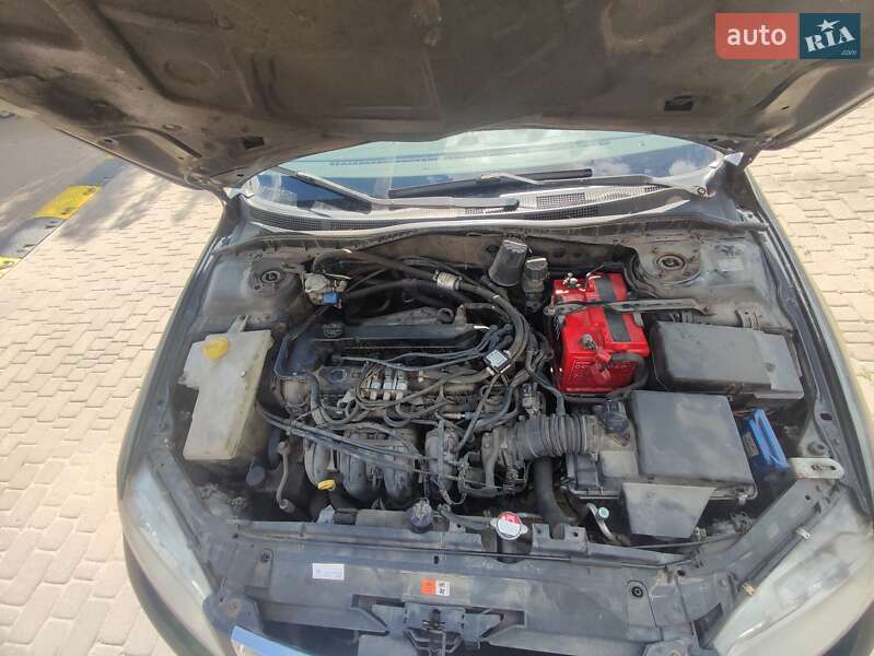 Седан Mazda 6 2004 в Виннице
