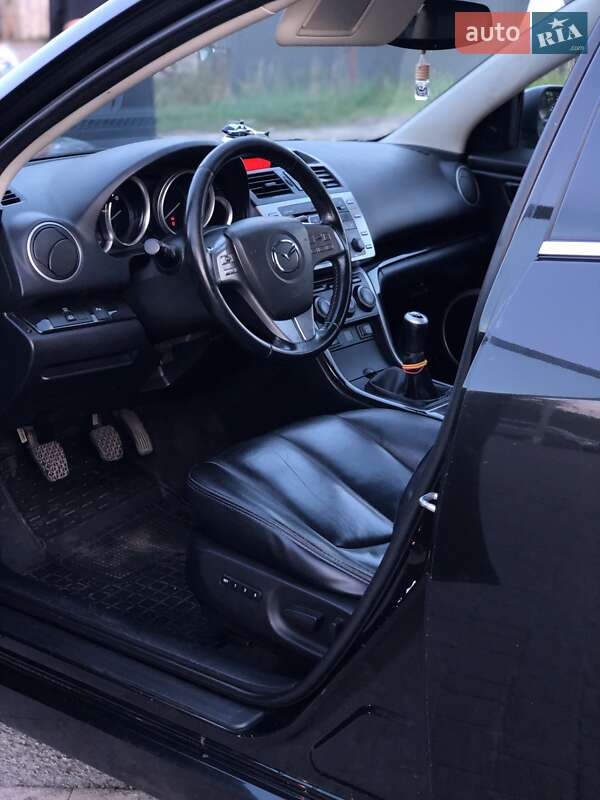 Лифтбек Mazda 6 2008 в Львове