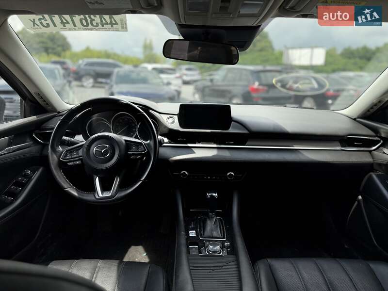 Седан Mazda 6 2018 в Львове