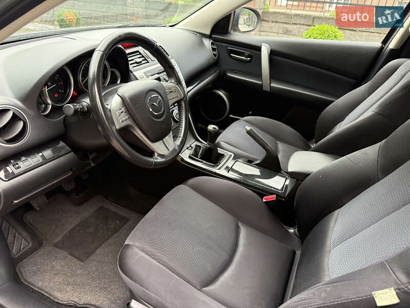 Седан Mazda 6 2009 в Рівному