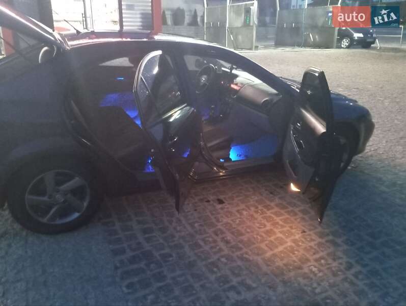 Ліфтбек Mazda 6 2003 в Кельменцях