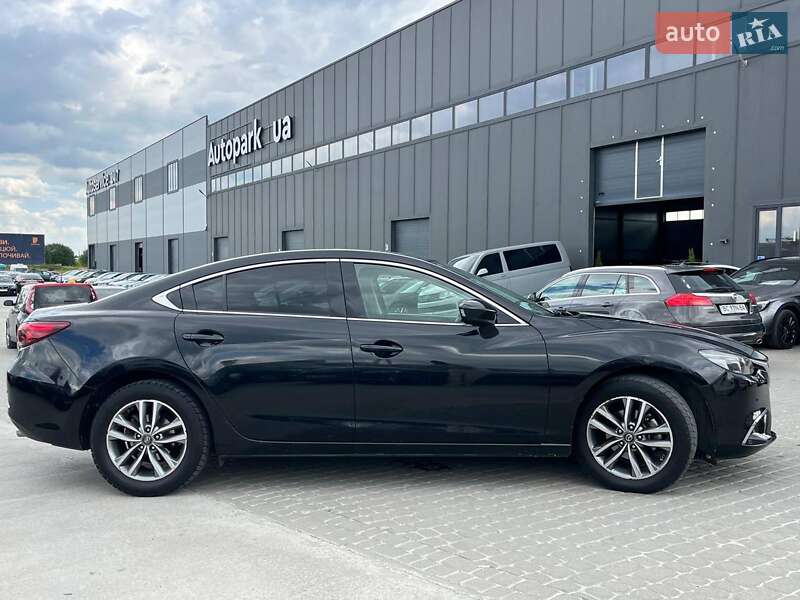 Седан Mazda 6 2015 в Львове