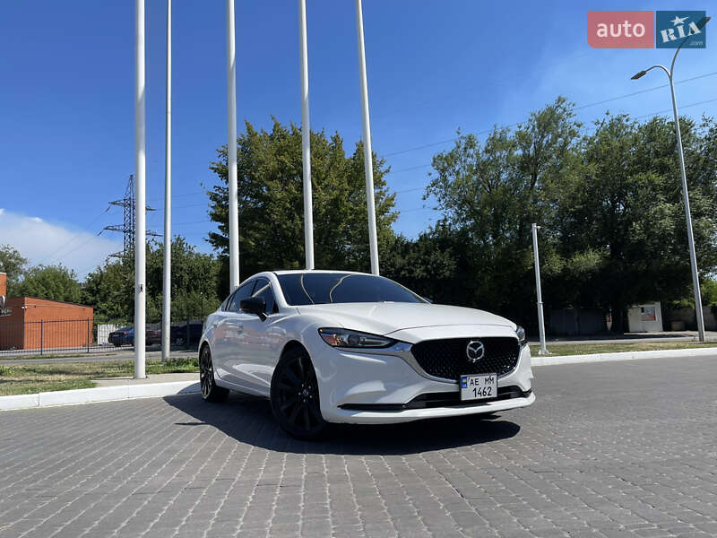 Седан Mazda 6 2018 в Днепре