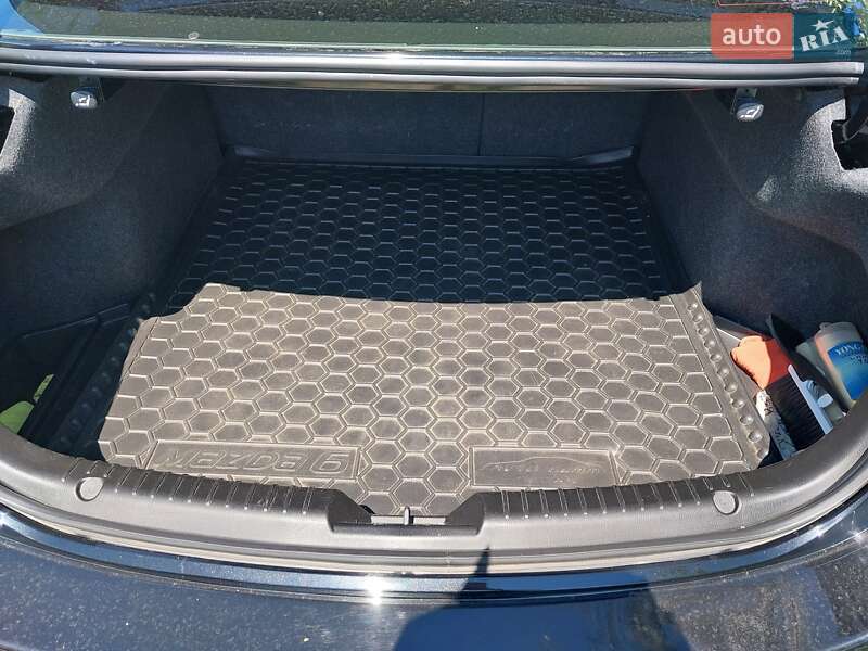Седан Mazda 6 2014 в Полтаве