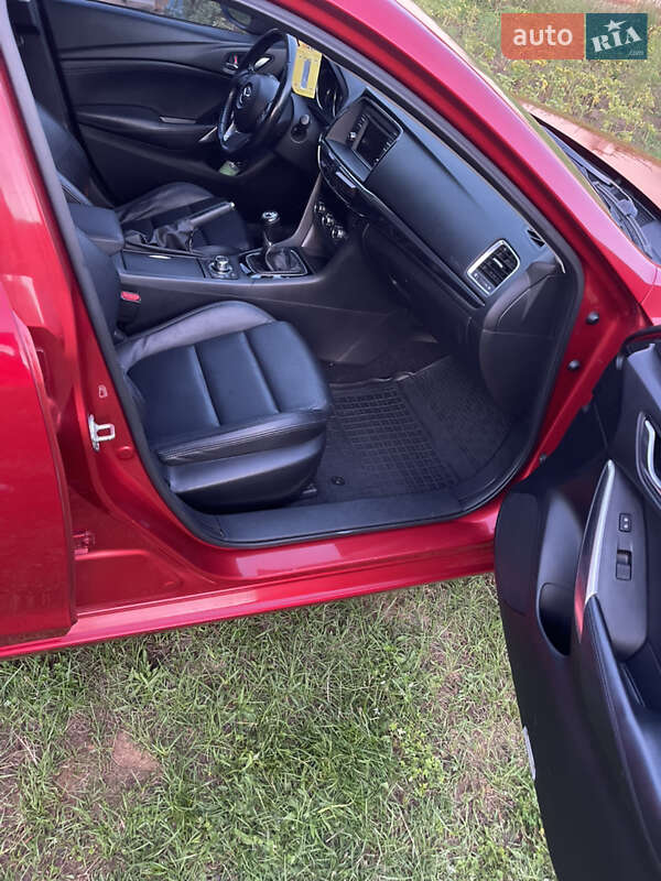Седан Mazda 6 2013 в Львове