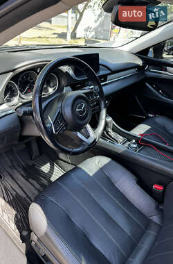 Седан Mazda 6 2018 в 