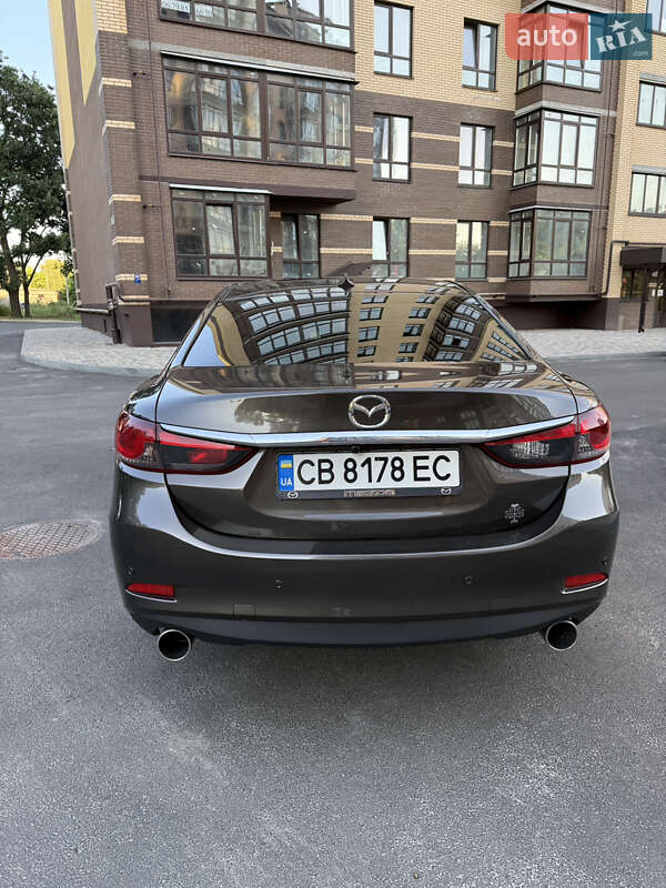 Седан Mazda 6 2015 в Чернигове