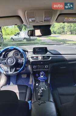 Седан Mazda 6 2017 в Першотравенске