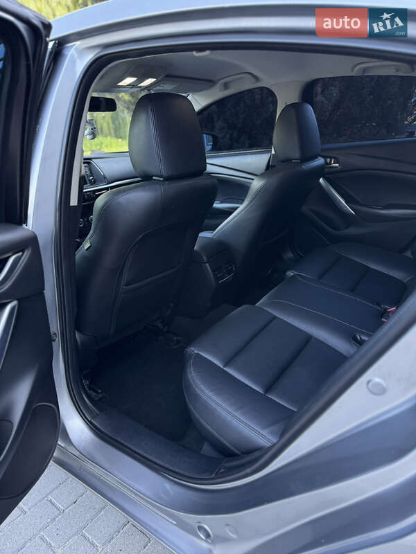 Седан Mazda 6 2013 в Хмельницком