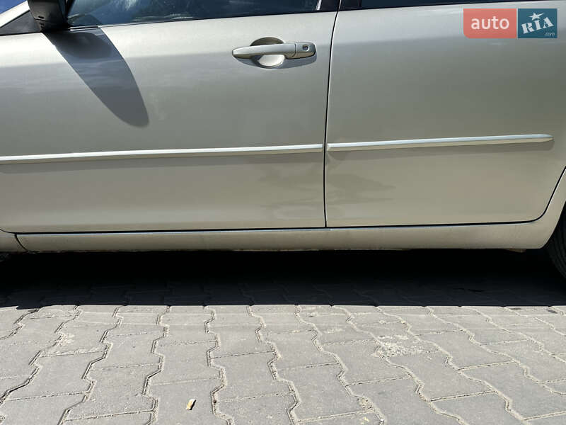 Седан Mazda 6 2005 в Ивано-Франковске