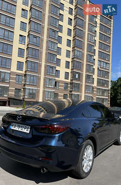 Седан Mazda 6 2014 в 