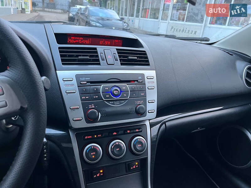 Седан Mazda 6 2008 в Львове