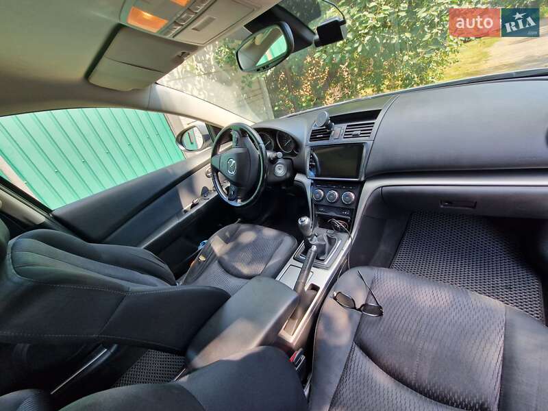 Универсал Mazda 6 2010 в Чернигове
