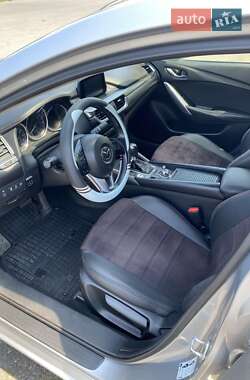 Седан Mazda 6 2016 в 