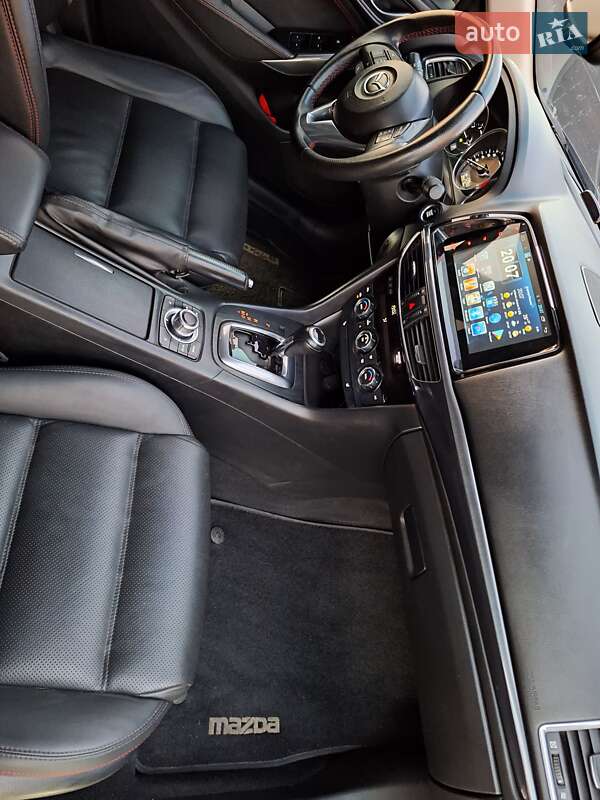 Седан Mazda 6 2013 в Новомосковске