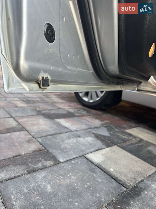 Седан Mazda 6 2009 в Ровно