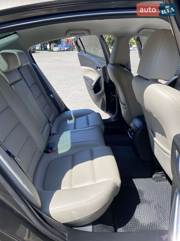 Седан Mazda 6 2017 в 
