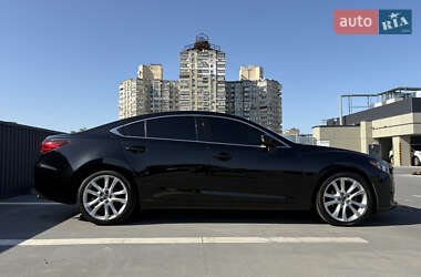 Седан Mazda 6 2014 в 