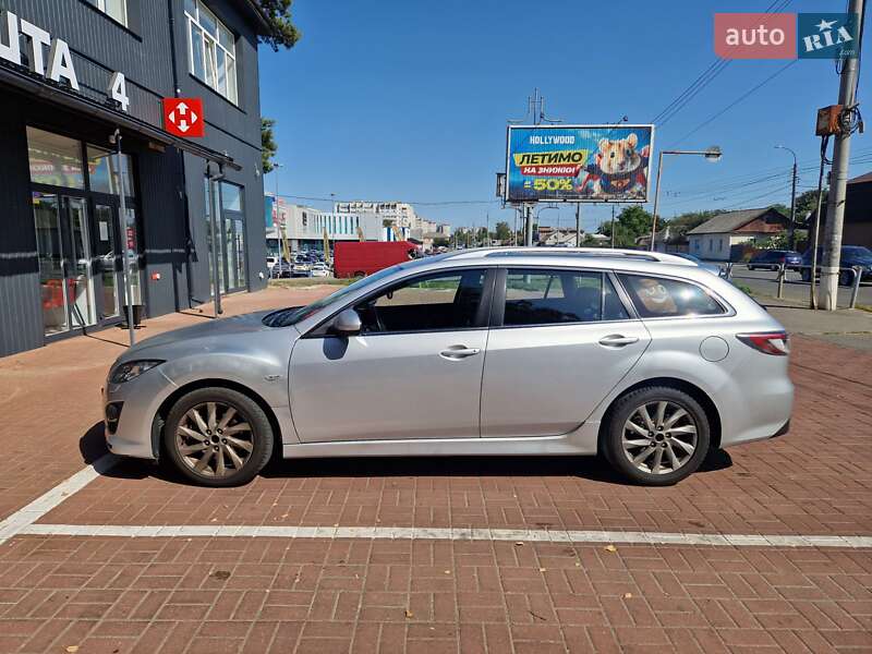 Универсал Mazda 6 2010 в Чернигове