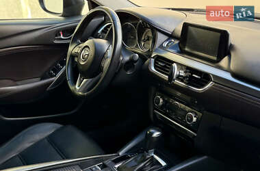 Седан Mazda 6 2015 в 